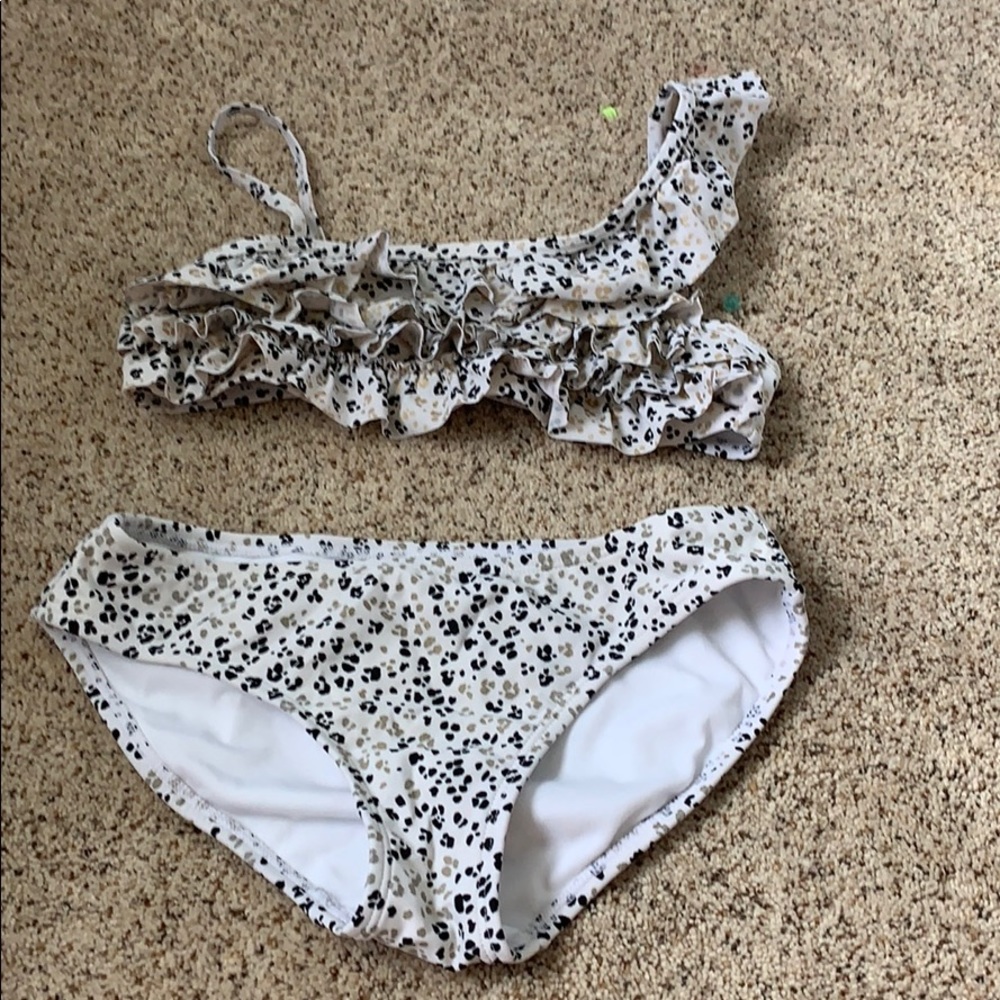 Girls swimsuit